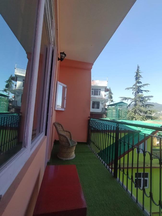 Deluxe Homestay Apartments With Kitchen In Shimla Esterno foto