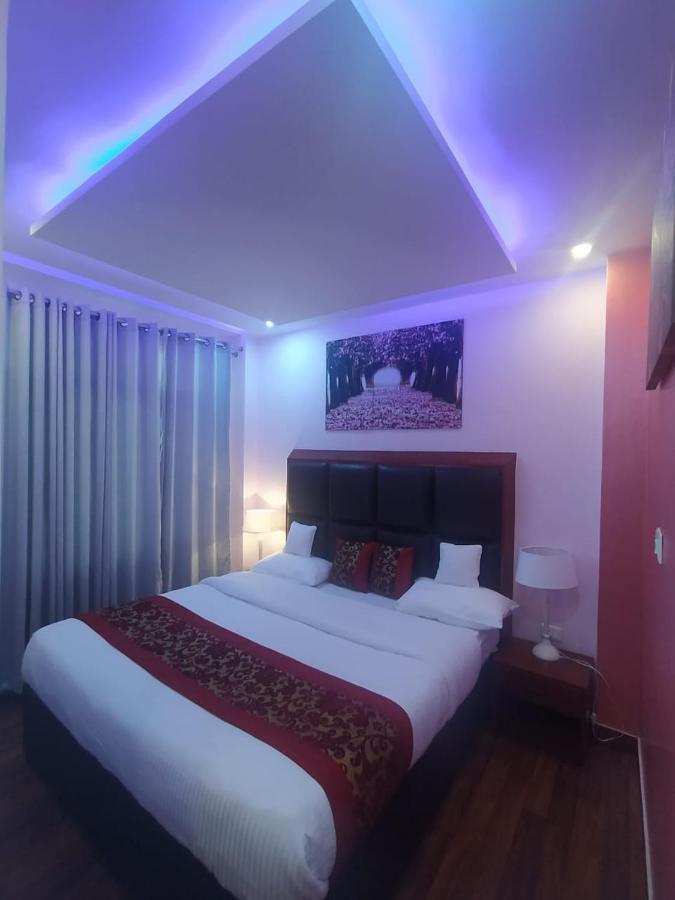 Deluxe Homestay Apartments With Kitchen In Shimla Esterno foto
