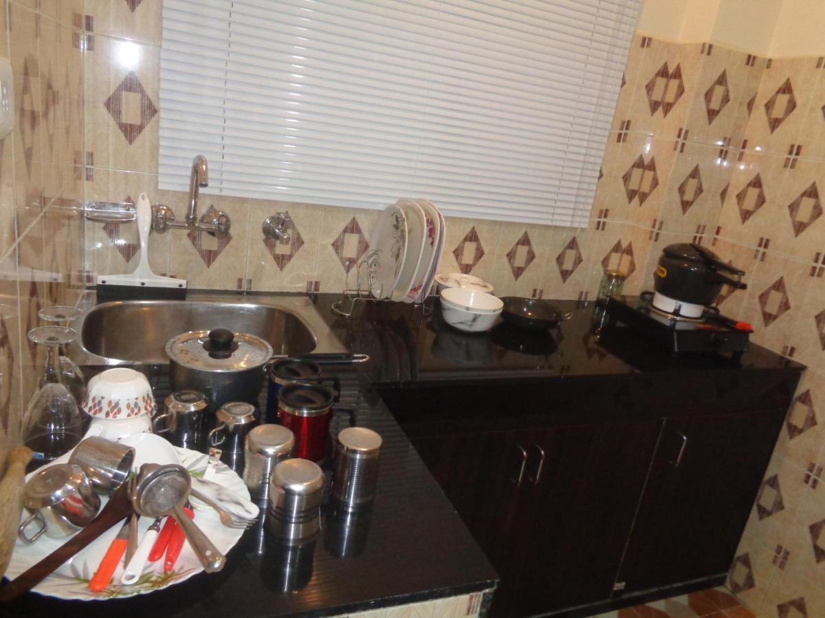 Deluxe Homestay Apartments With Kitchen In Shimla Esterno foto