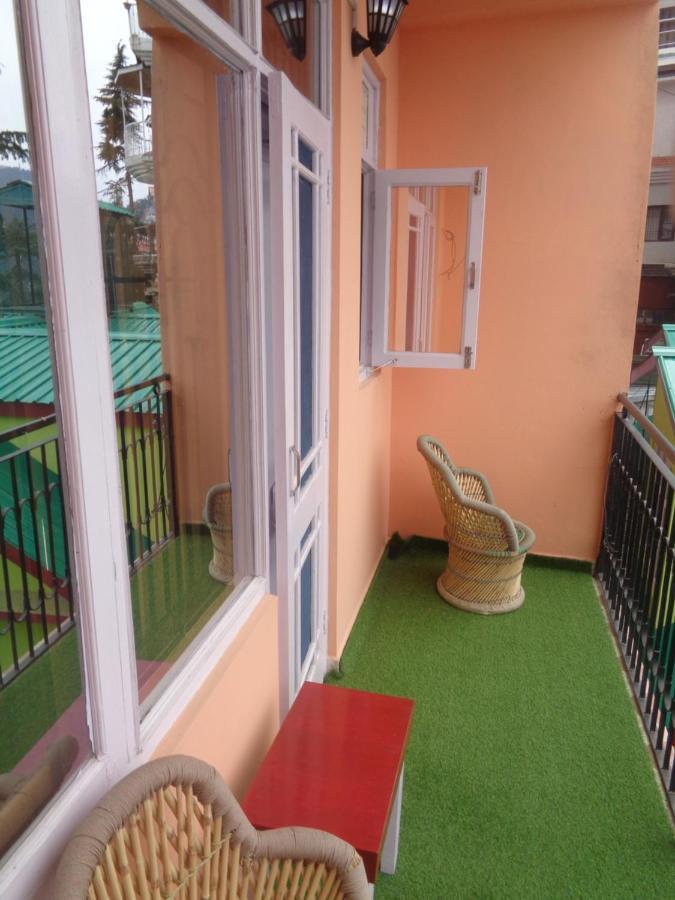 Deluxe Homestay Apartments With Kitchen In Shimla Esterno foto