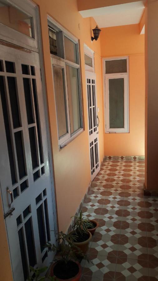 Deluxe Homestay Apartments With Kitchen In Shimla Esterno foto